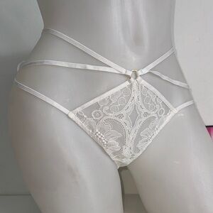 🔥Victoria's Secret White Lace Strappy Panties high leg cheeky Sz L NWT